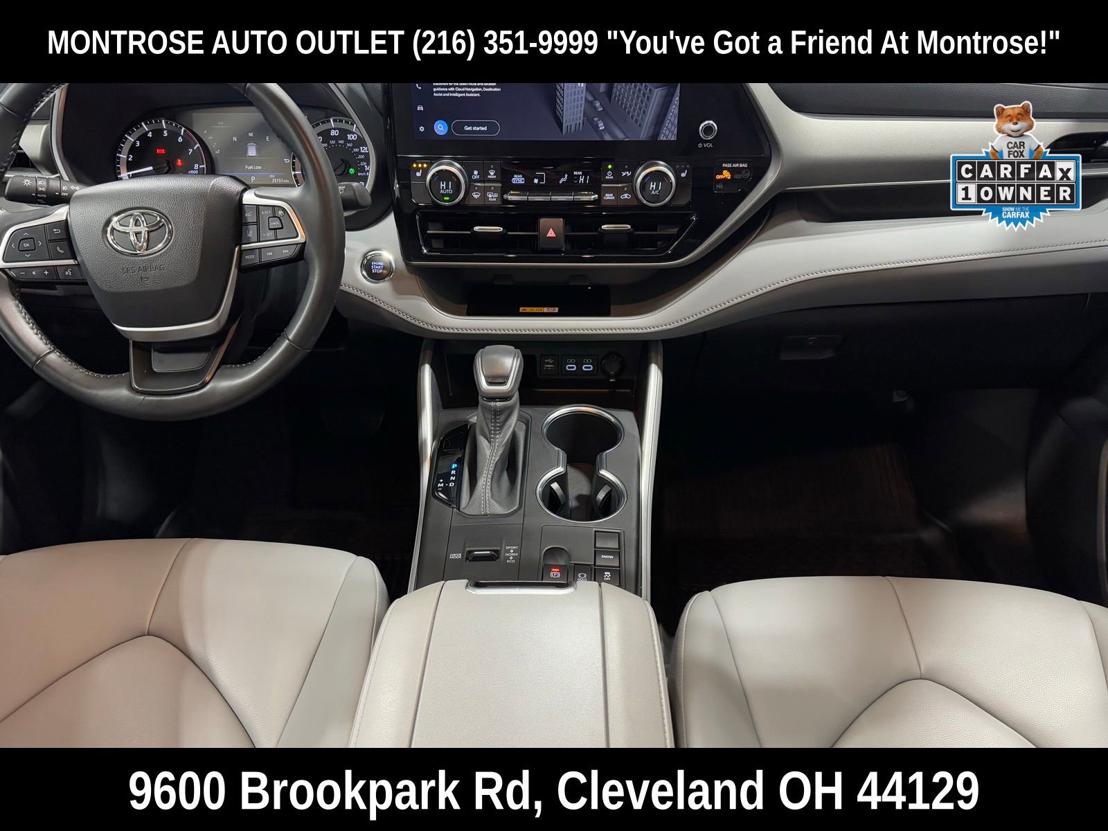 Used 2023 Toyota Highlander XLE image 2