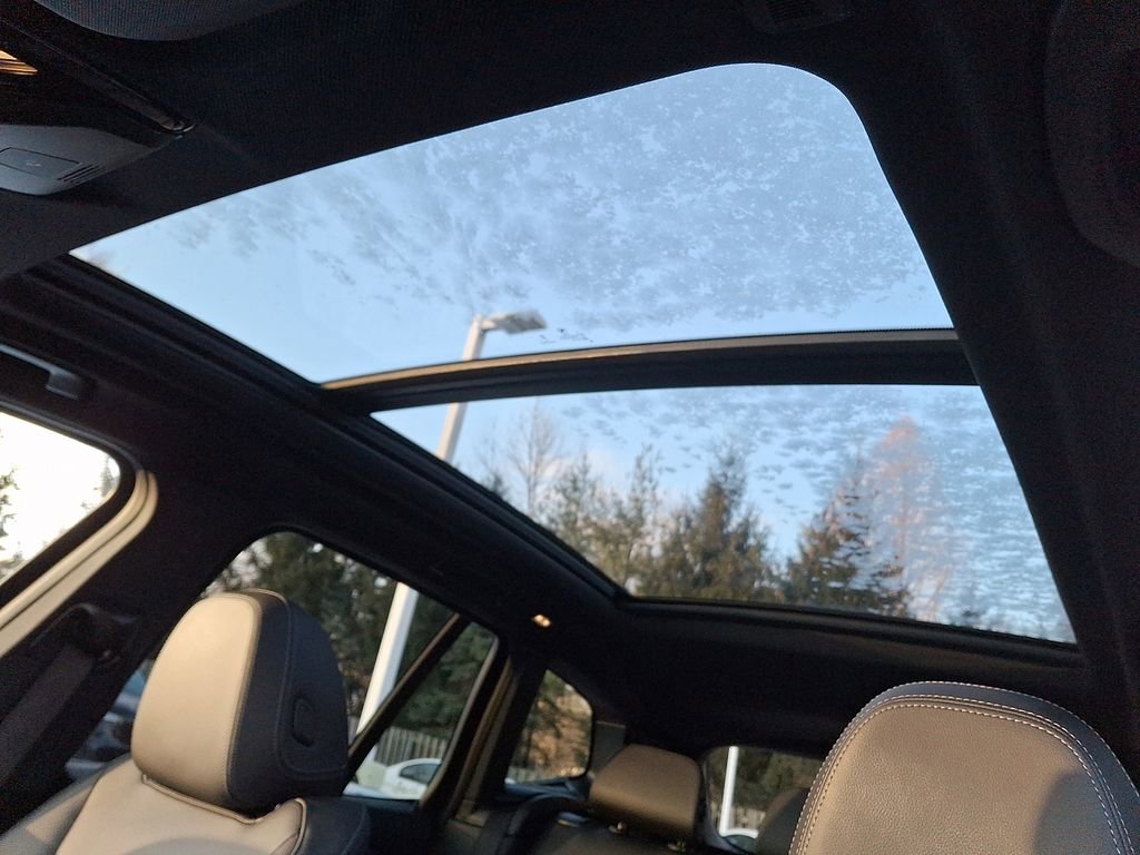 Certified 2024 BMW X3 xDrive30i w/ Premium Package image 11