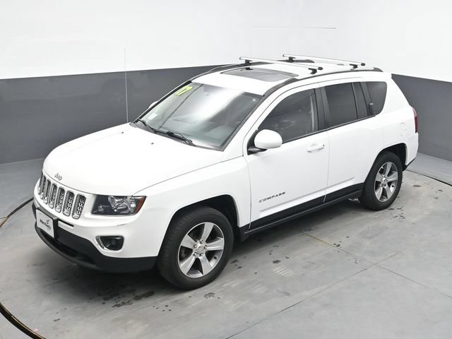 Used 2017 Jeep Compass High Altitude AWD/4WD image 23