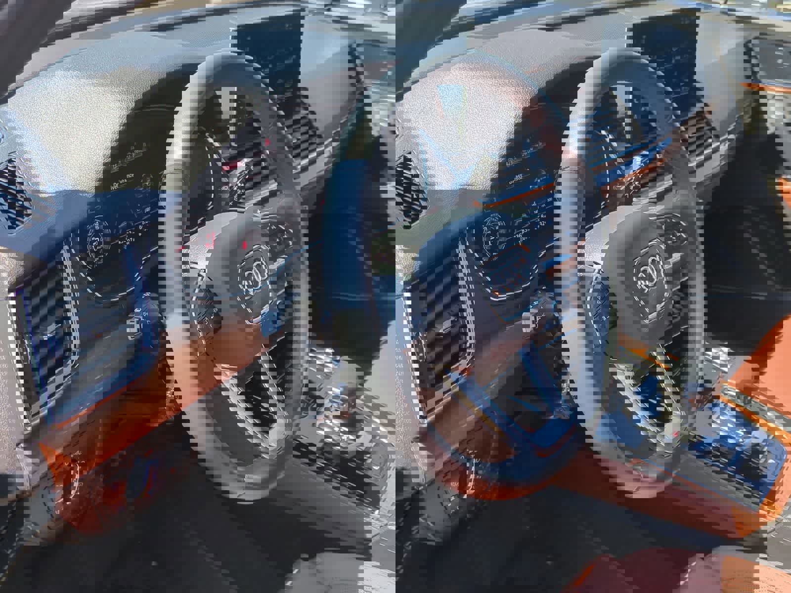 Used 2021 Audi Q5 Premium Plus w/ Premium Plus Package image 10