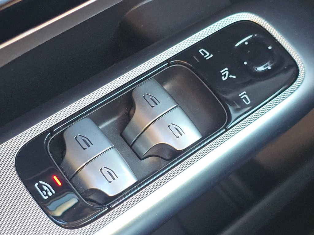 Certified 2026 Mercedes-Benz GLC 300 4MATIC image 26