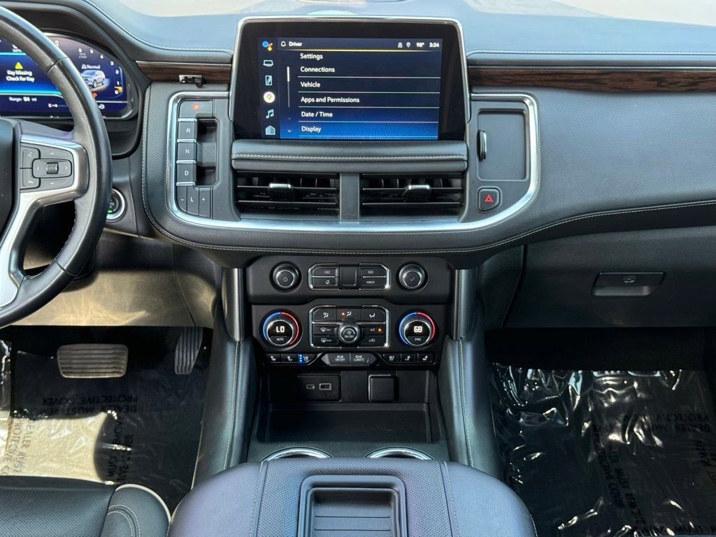 Used 2022 Chevrolet Suburban Premier RWD image 29