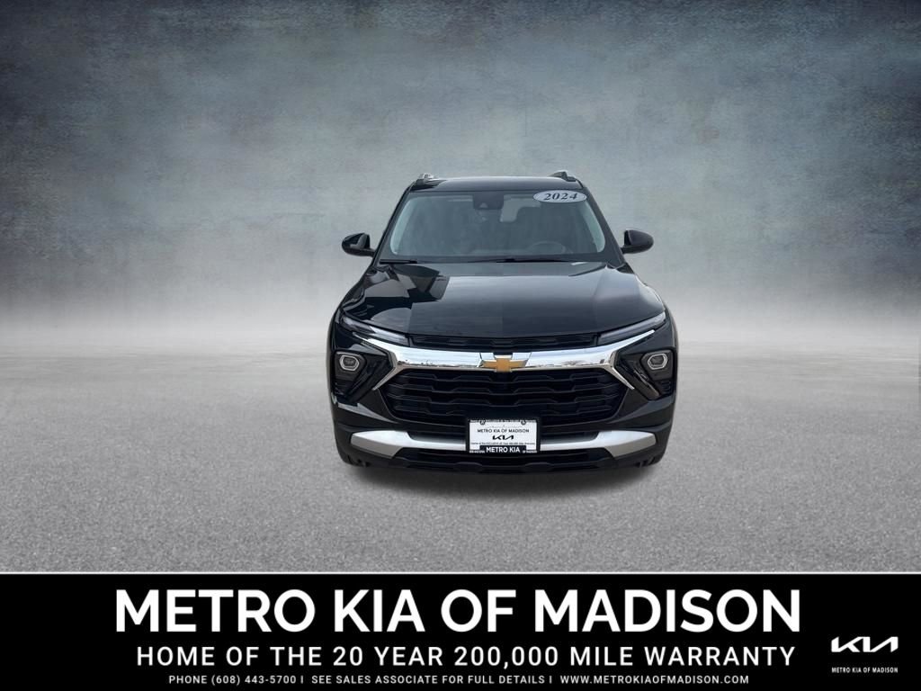 Used 2024 Chevrolet TrailBlazer LT AWD/4WD image 8