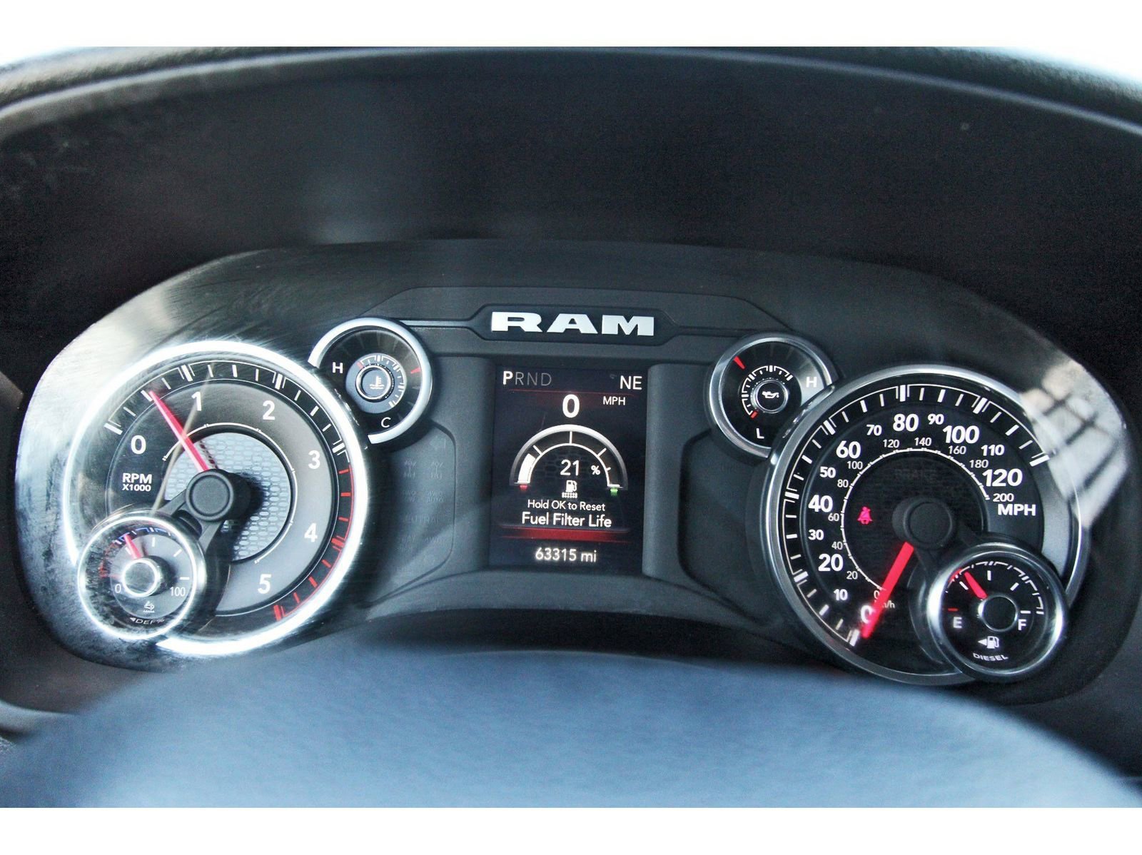 Used 2024 RAM 5500 Tradesman w/ Chrome Appearance Group image 18