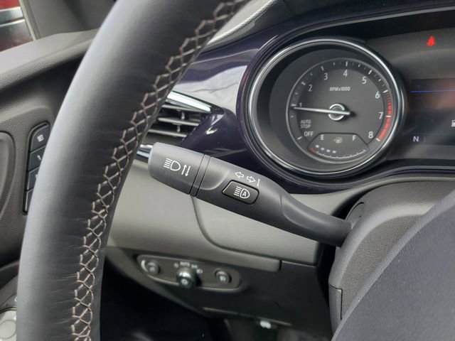 Used 2023 Buick Encore GX Essence w/ Experience Buick Package image 16