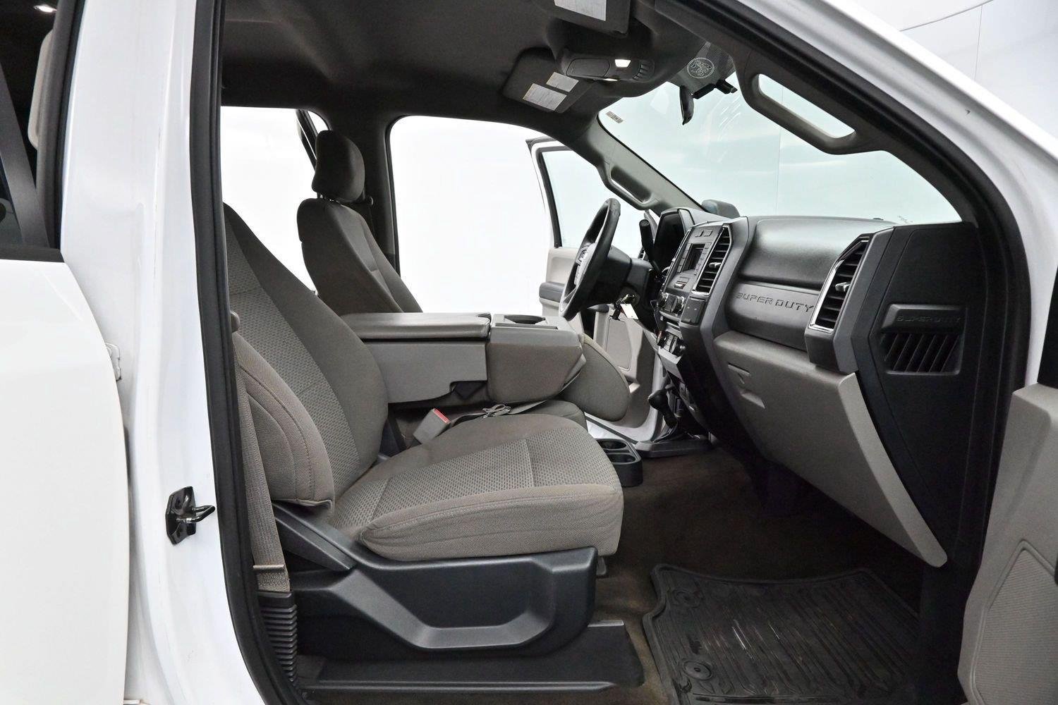Used 2017 Ford F250 XLT AWD/4WD image 27