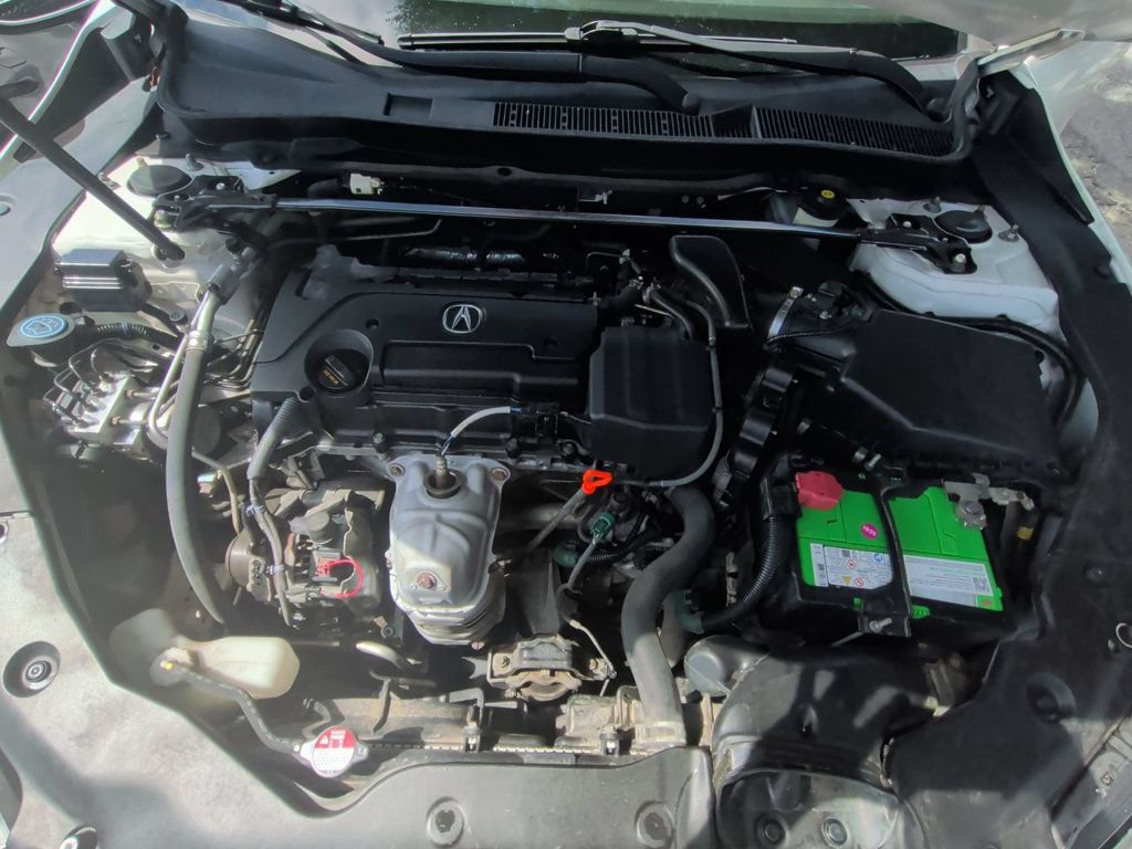 Used 2015 Acura TLX w/ Technology Package FWD image 11