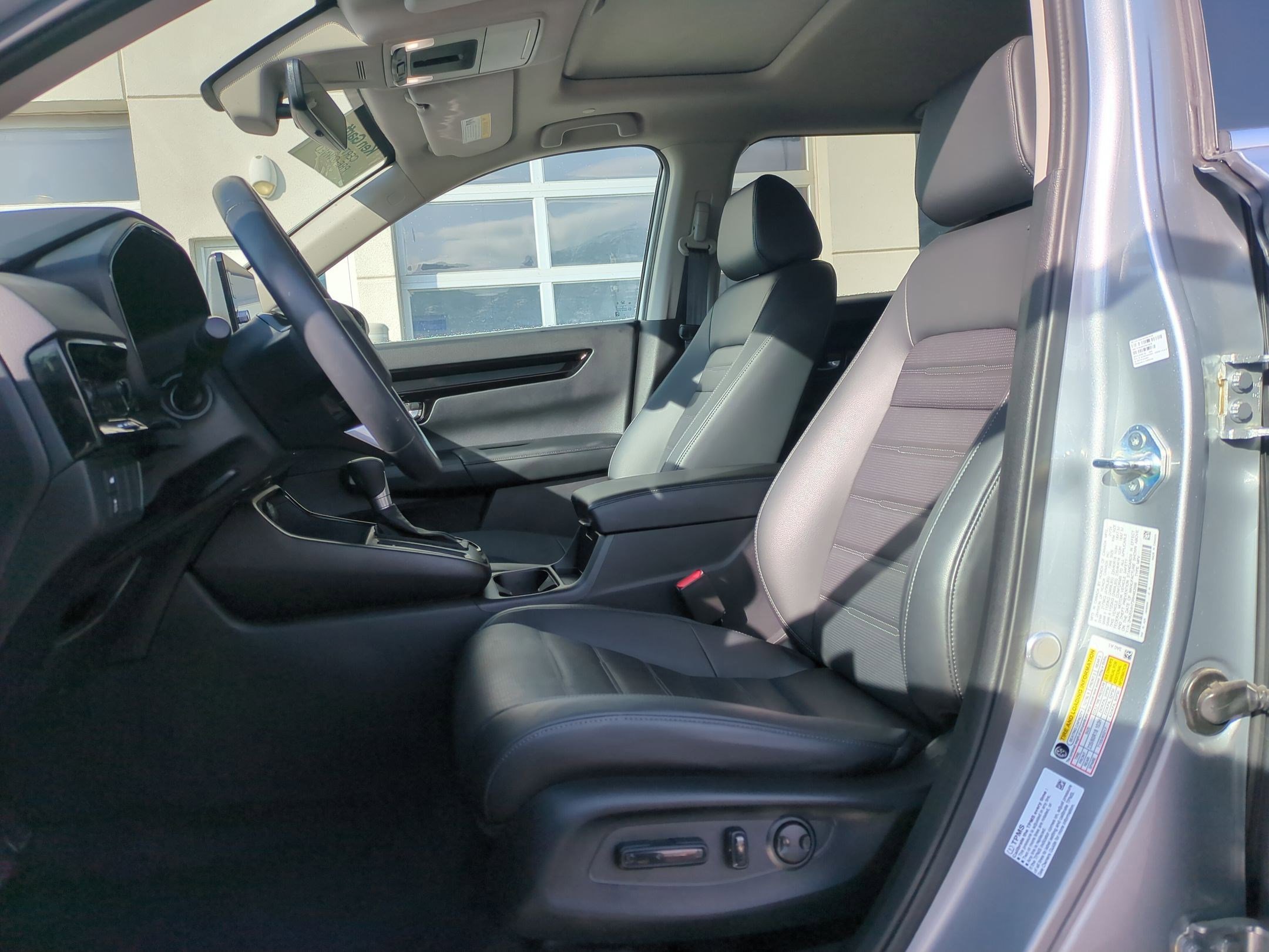 Used 2024 Honda CR-V EX-L image 18