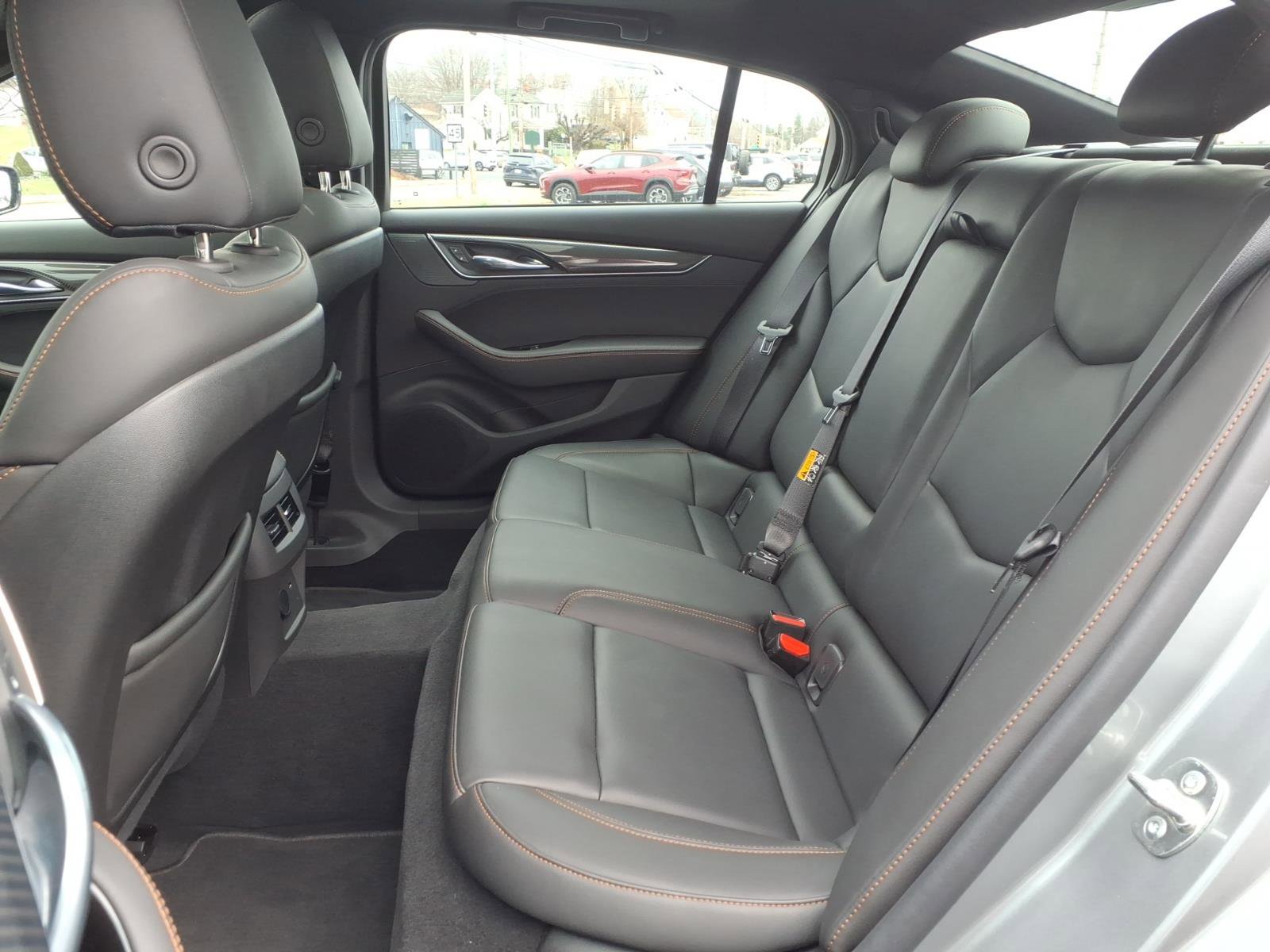 Used 2025 Cadillac CT5 Sport w/ Technology Package image 18