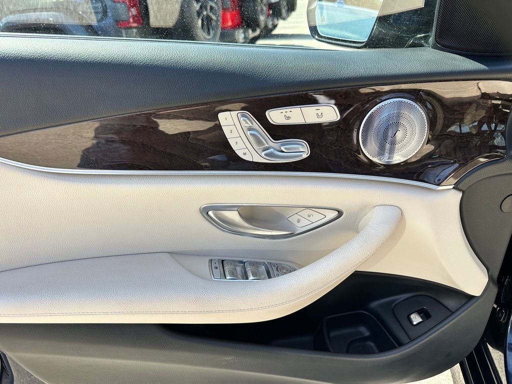 Used 2017 Mercedes-Benz E 300 4MATIC image 14
