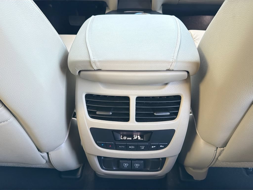 Used 2020 Acura MDX FWD image 18