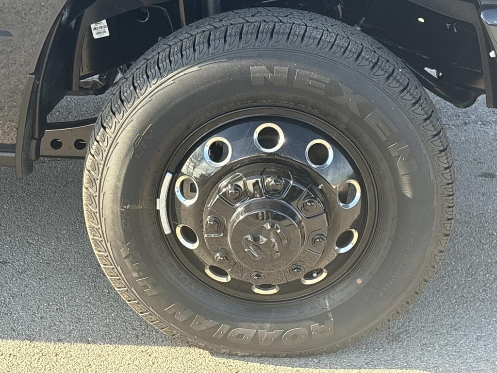 New 2026 RAM 3500 Laramie w/ Night Edition AWD/4WD image 9