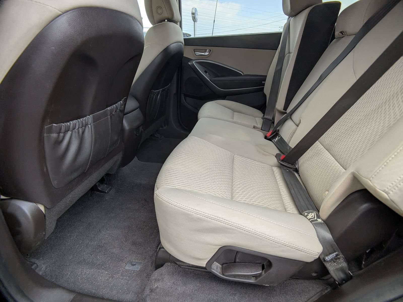 Used 2019 Hyundai Santa Fe XL SE FWD image 14