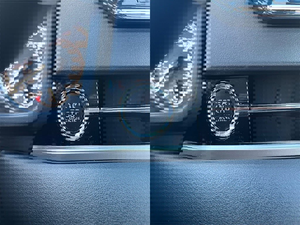 Used 2023 Mitsubishi Outlander SE image 24