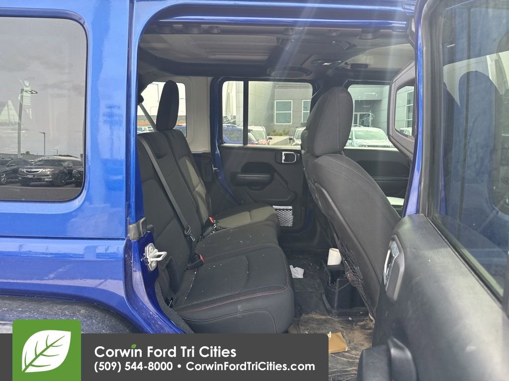 Used 2018 Jeep Wrangler Unlimited Rubicon AWD/4WD image 7