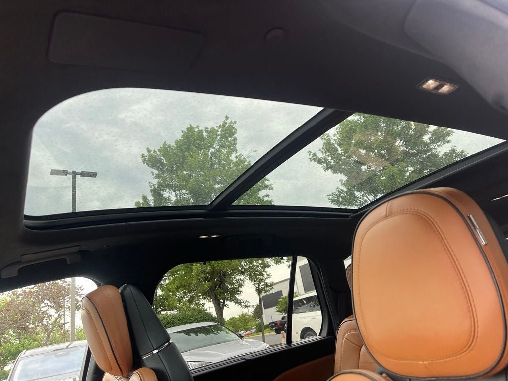 Certified 2022 Lincoln Aviator Black Label w/ Dynamic Handling Package AWD/4WD image 40