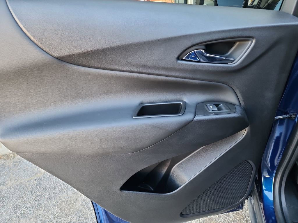 Used 2022 Chevrolet Equinox LT image 35
