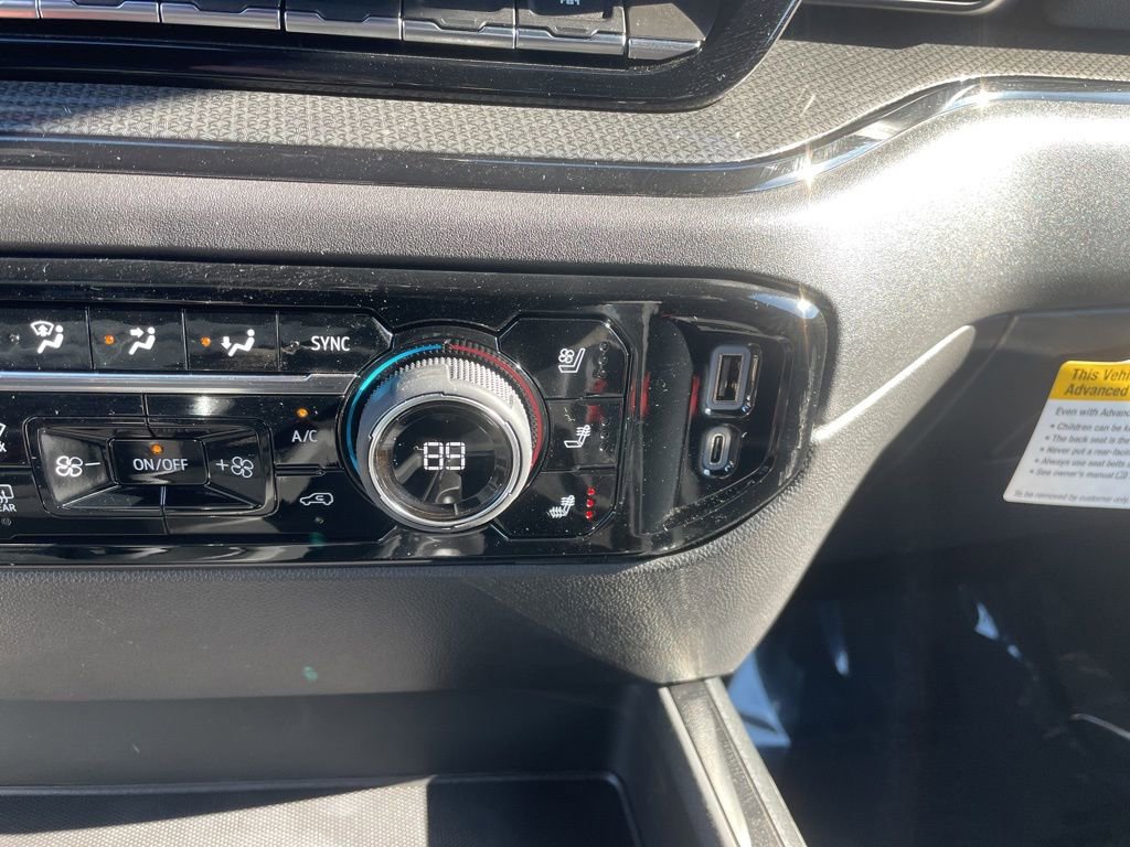 Used 2025 Chevrolet Silverado 1500 ZR2 w/ Technology Package image 18