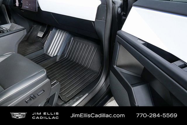 Used 2024 Tesla Cybertruck AWD Crew Cab image 24