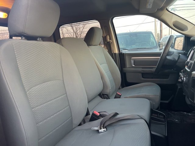 Used 2019 RAM 1500 Classic SLT image 12