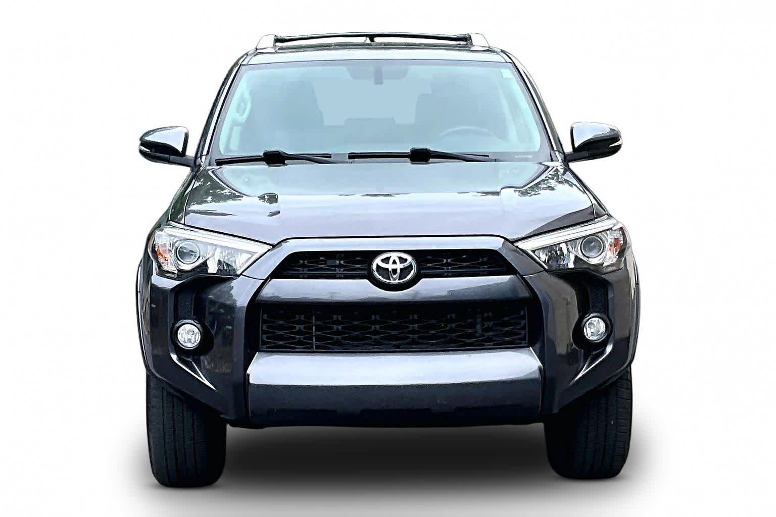Used 2017 Toyota 4Runner SR5 Premium AWD/4WD image 4