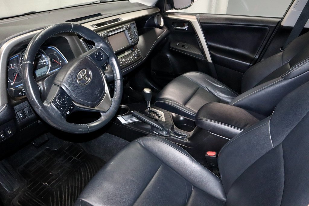 Used 2014 Toyota RAV4 Limited image 24