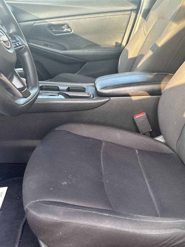 Used 2024 Nissan Sentra S FWD image 16