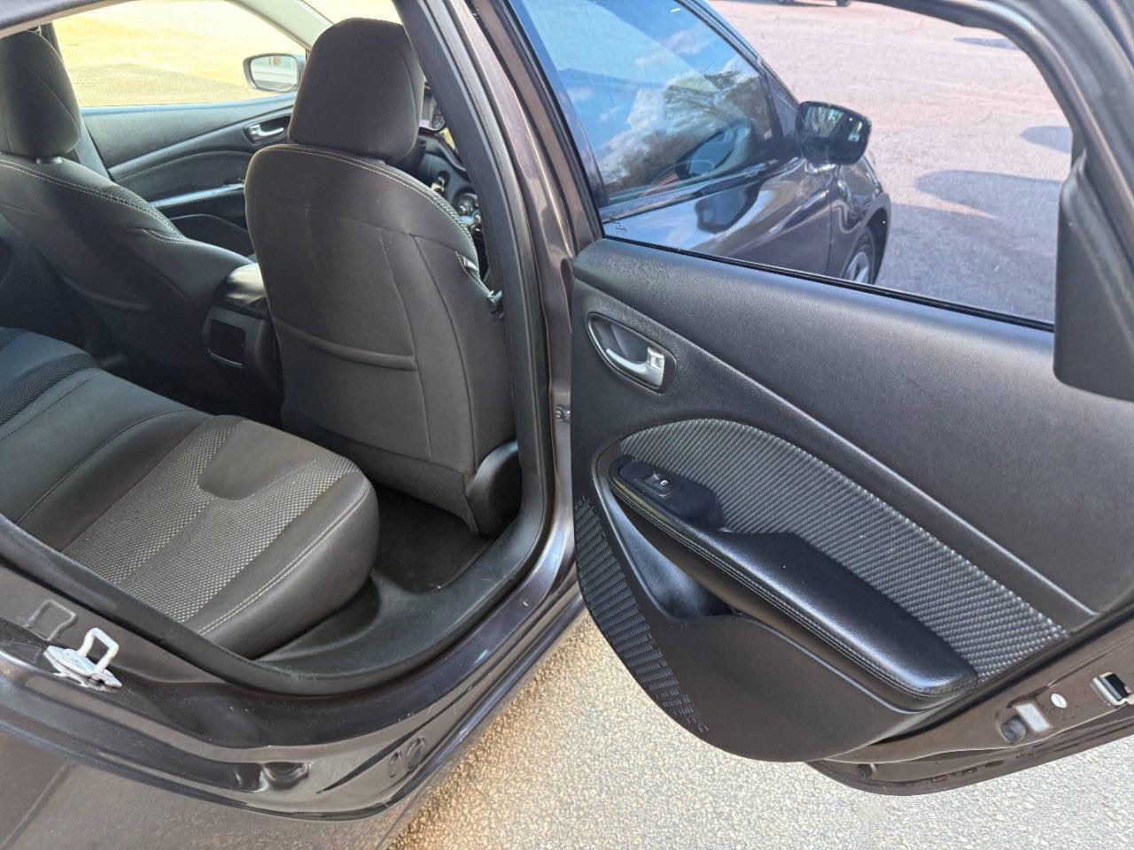 Used 2015 Dodge Dart SXT FWD image 15