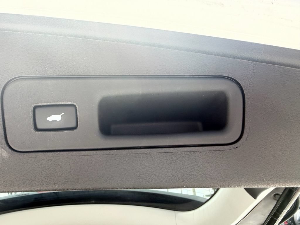 Used 2020 Acura MDX w/ Technology Package FWD image 16
