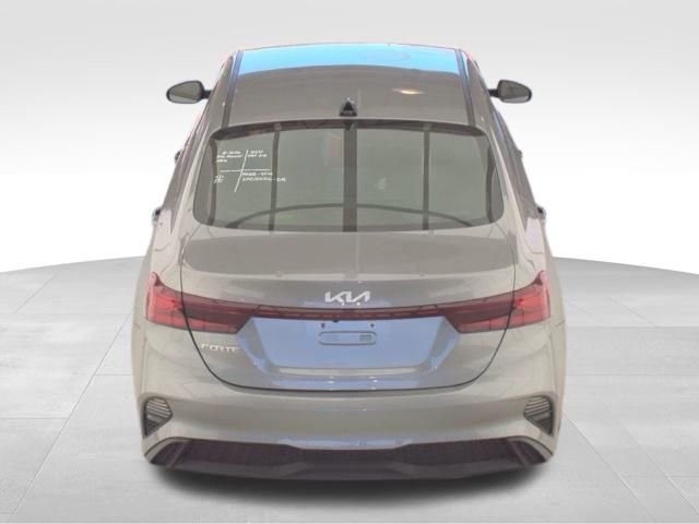 Used 2024 Kia Forte LXS FWD image 4