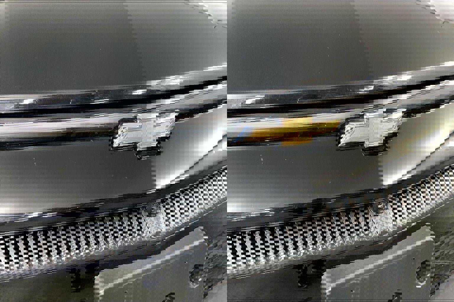 Used 2025 Chevrolet Equinox EV LT FWD image 28