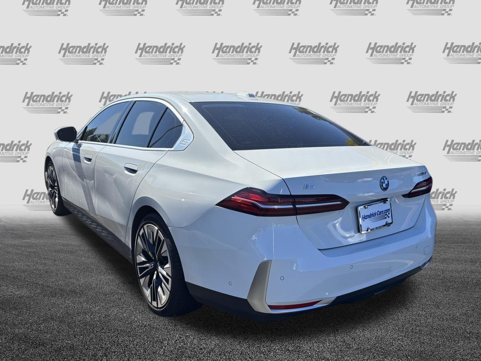Certified 2024 BMW i5 eDrive40i w/ M Sport Package RWD image 8