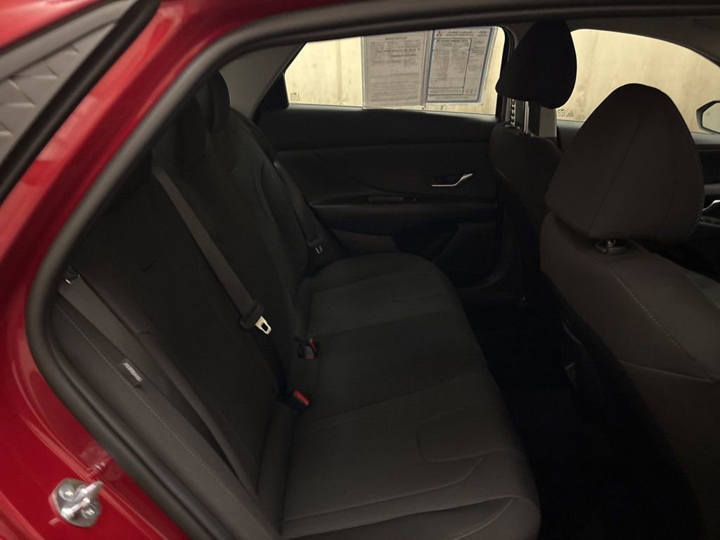 Certified 2026 Hyundai Elantra SE image 23