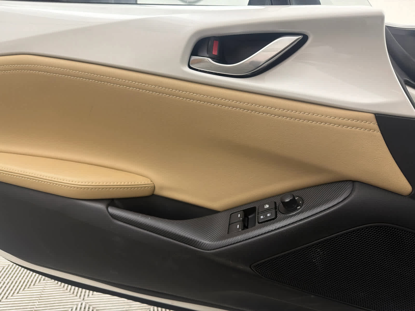 Used 2024 MAZDA MX-5 Miata RF Grand Touring image 23