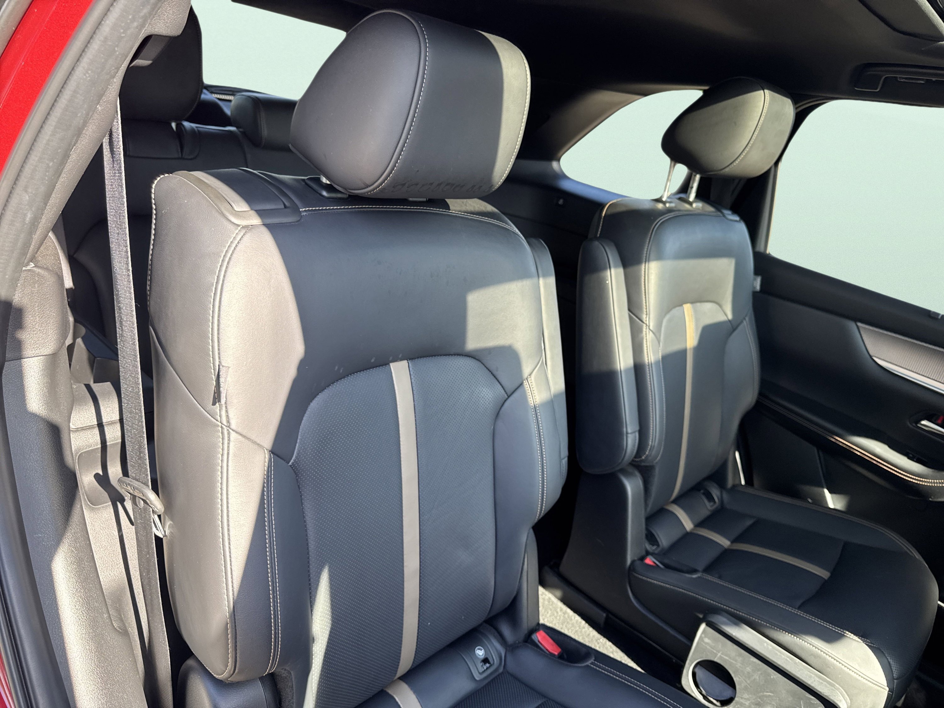 Used 2024 MAZDA CX-90 Plug-In Hybrid w/ Premium Plus image 28