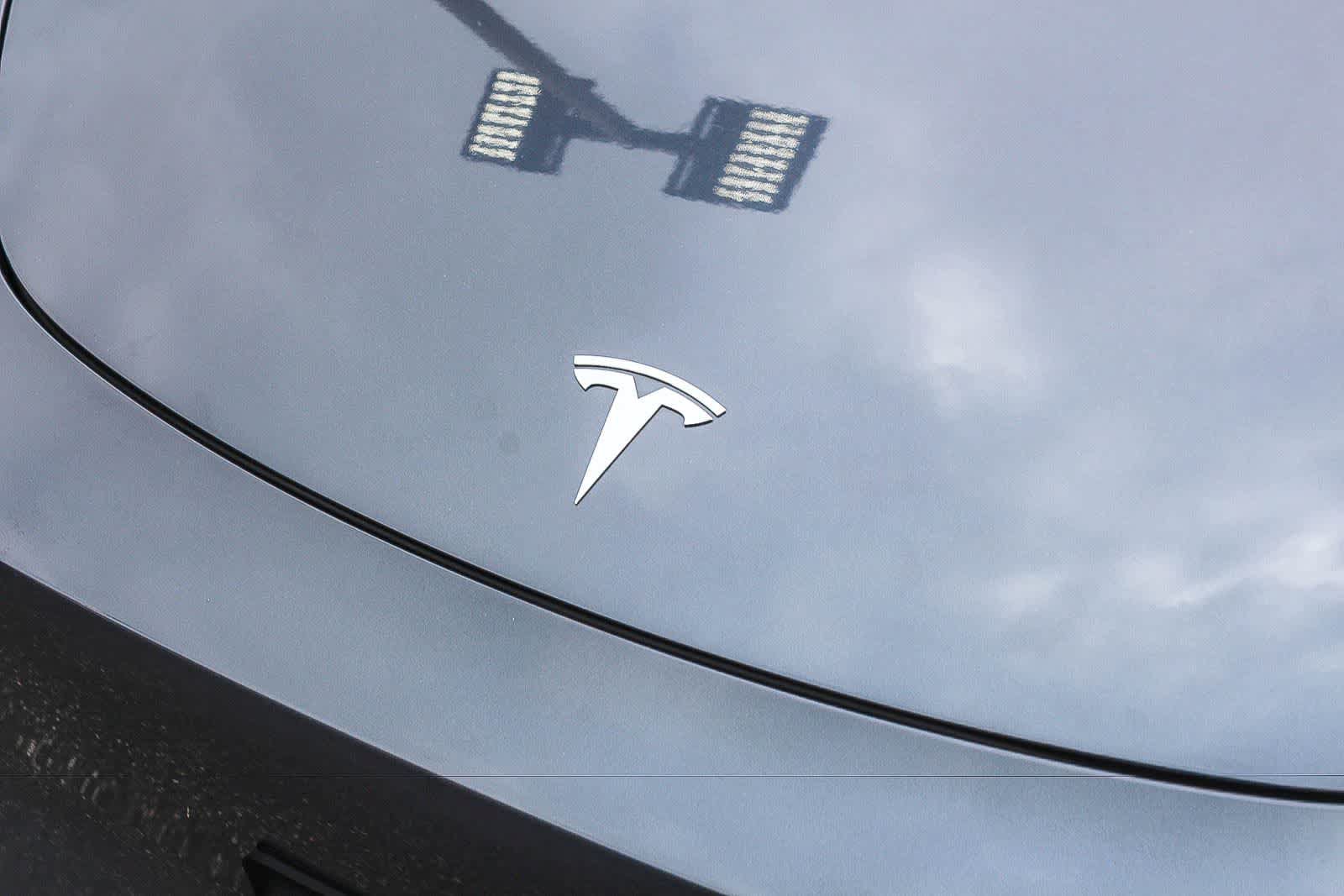Used 2023 Tesla Model Y Long Range AWD/4WD image 14