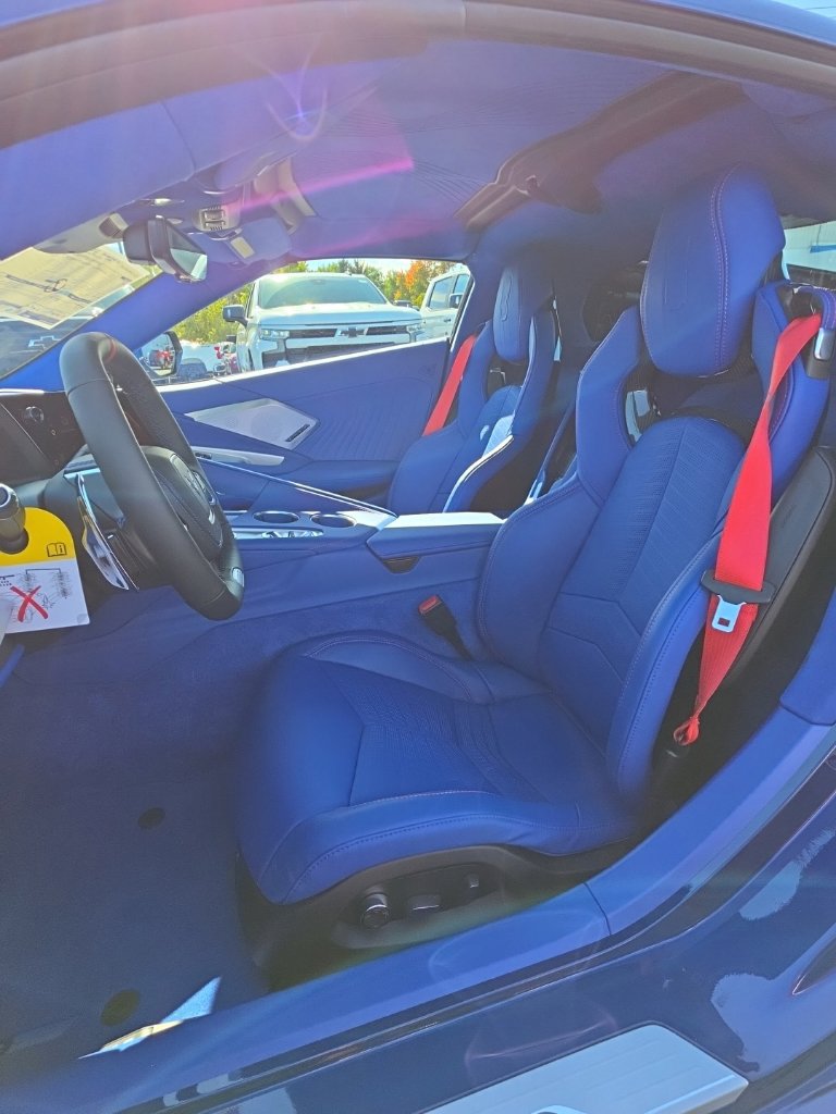 New 2027 Chevrolet Corvette Grand Sport w/ Z52 Sport Performance Package RWD image 14