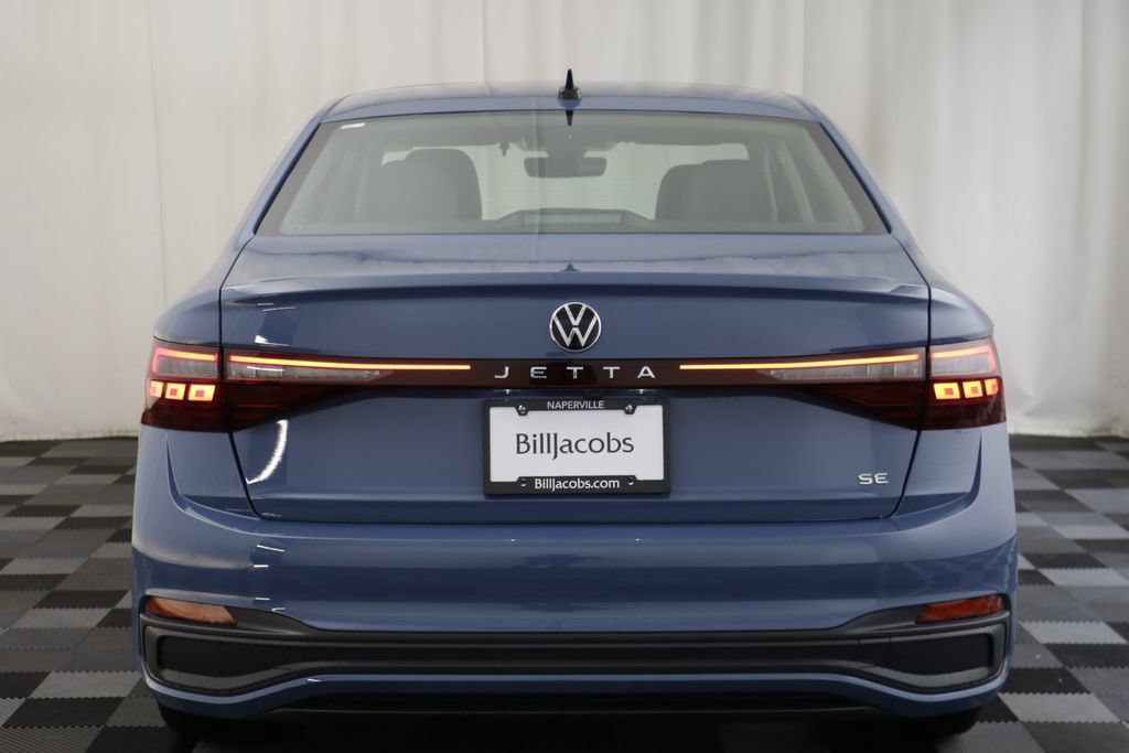 New 2027 Volkswagen Jetta SE FWD image 16