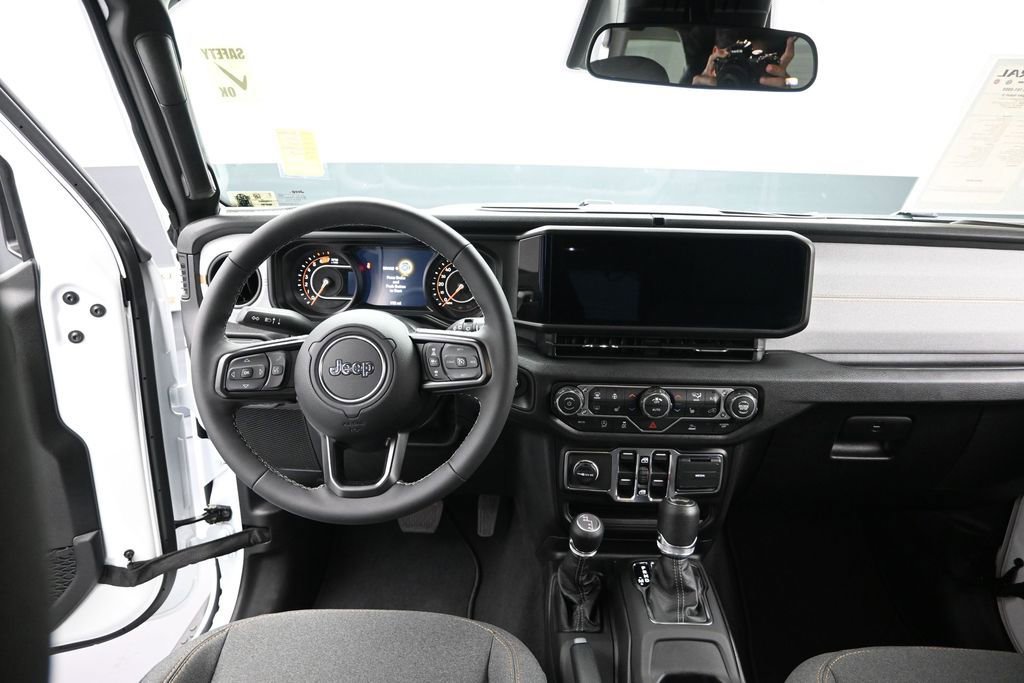 Used 2026 Jeep Wrangler Unlimited Sport AWD/4WD image 16
