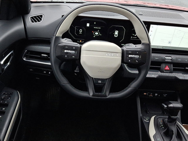 Used 2025 Kia K4 GT-Line w/ GT-Line Sunroof Package FWD image 11