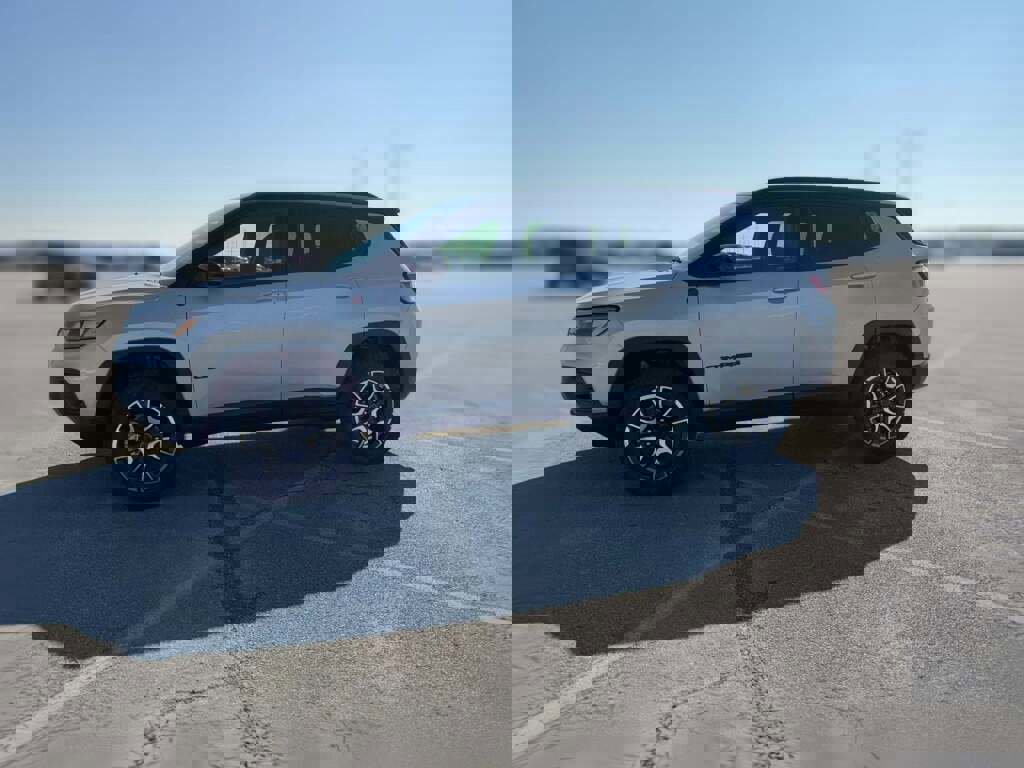 New 2026 Jeep Compass Trailhawk image 5