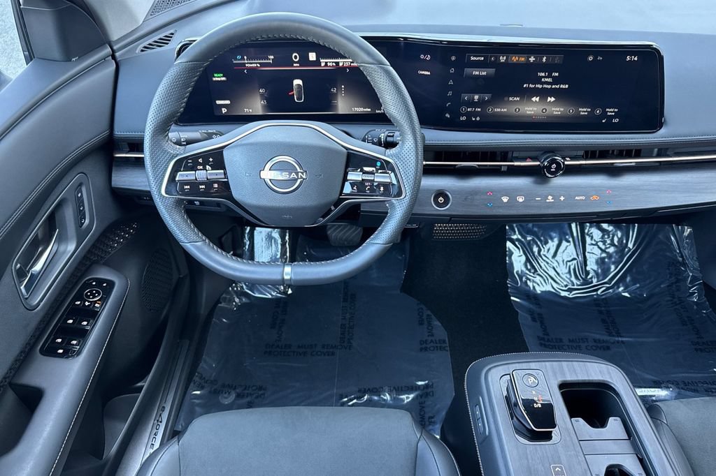 Used 2024 Nissan Ariya AWD image 13
