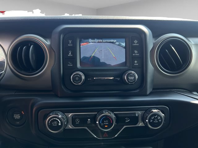 Used 2019 Jeep Wrangler Sport AWD/4WD image 2