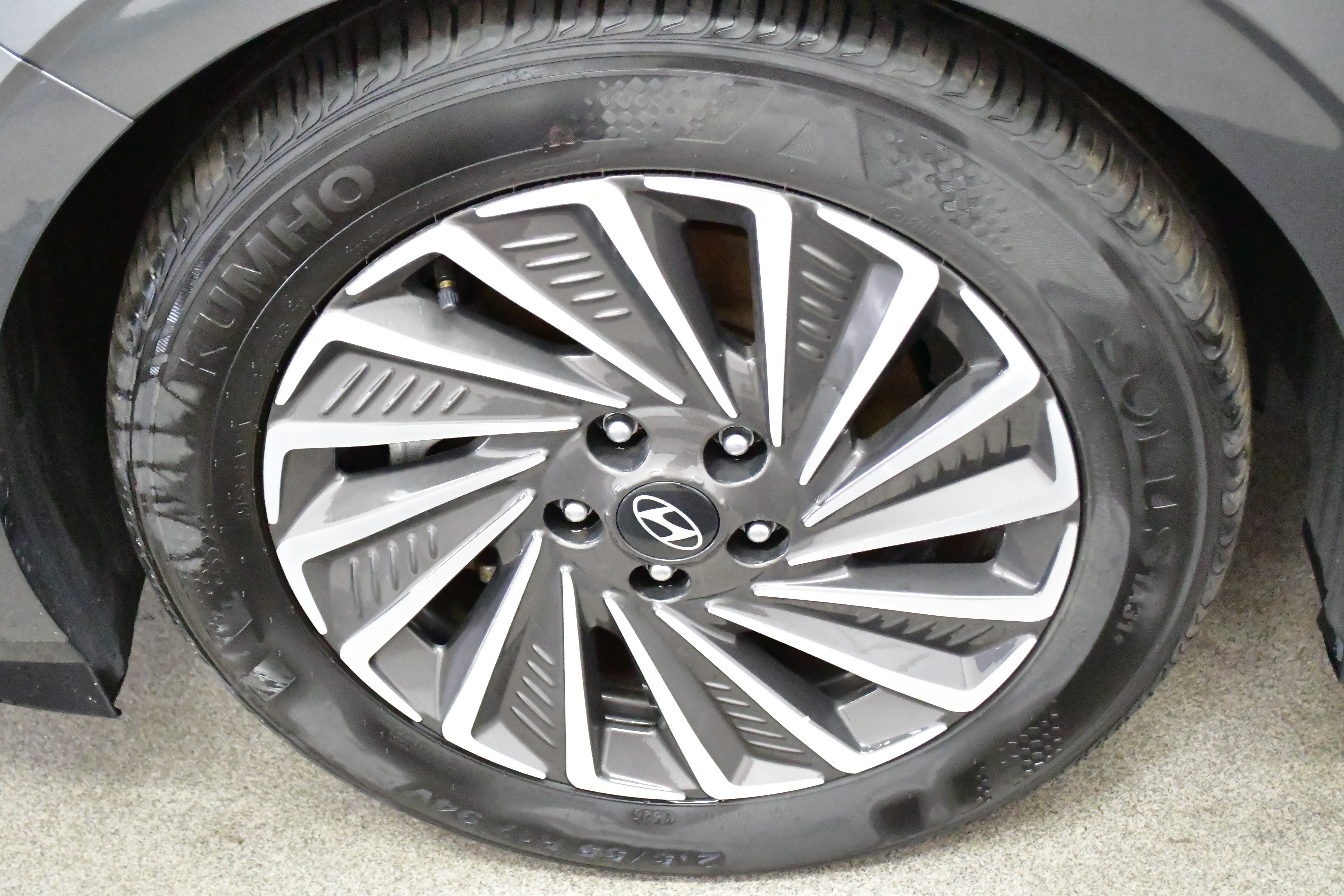 Used 2025 Hyundai Sonata SEL FWD image 34