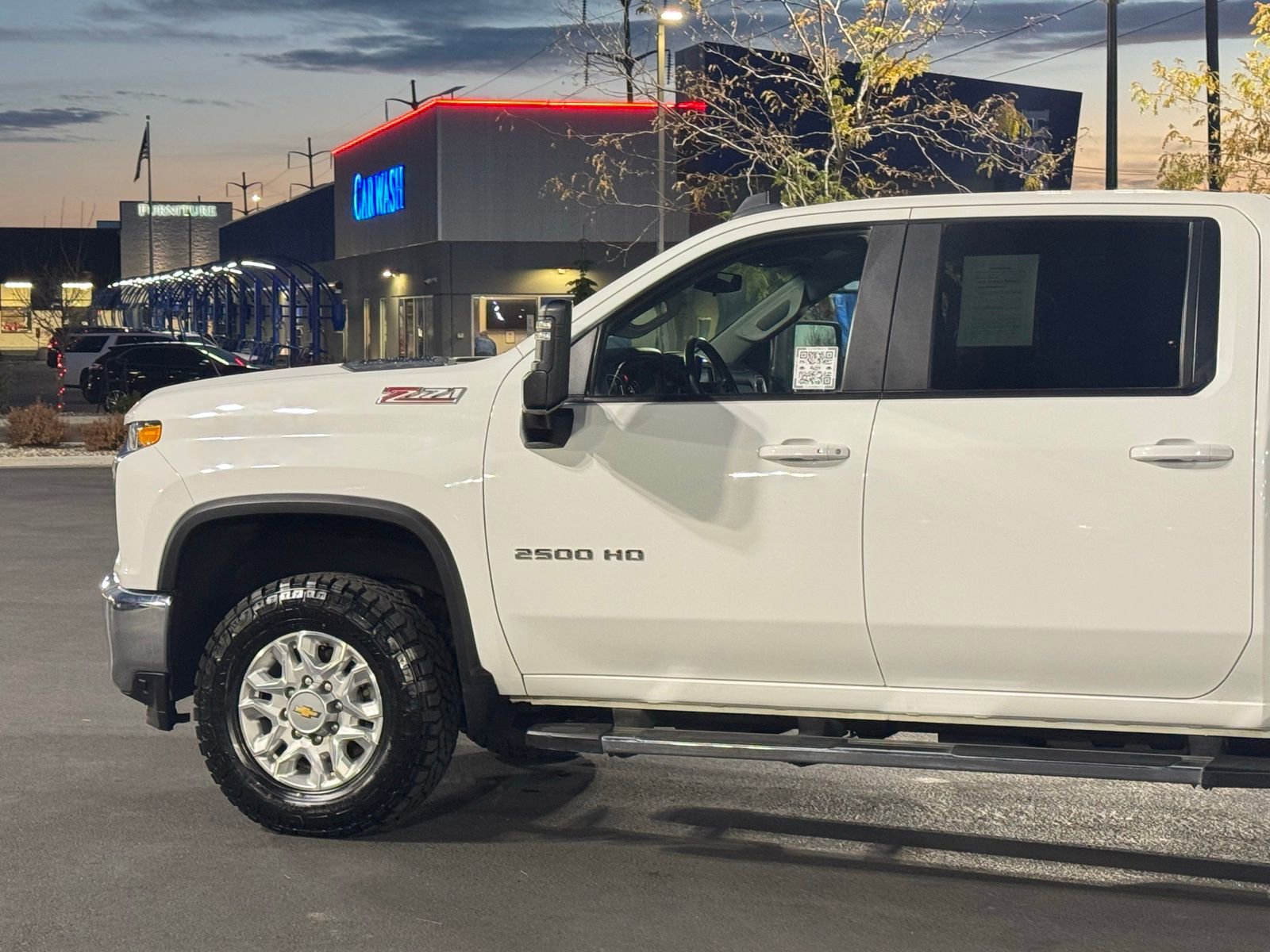 Used 2023 Chevrolet Silverado 2500 LT w/ Convenience Package image 11