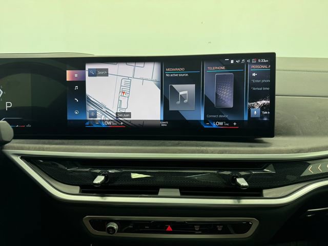 Used 2023 BMW X7 xDrive40i w/ Executive Package image 4