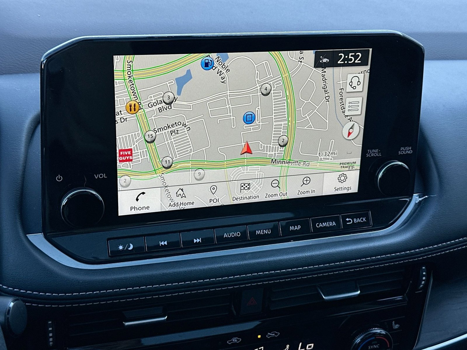 Used 2021 Nissan Rogue Platinum image 25