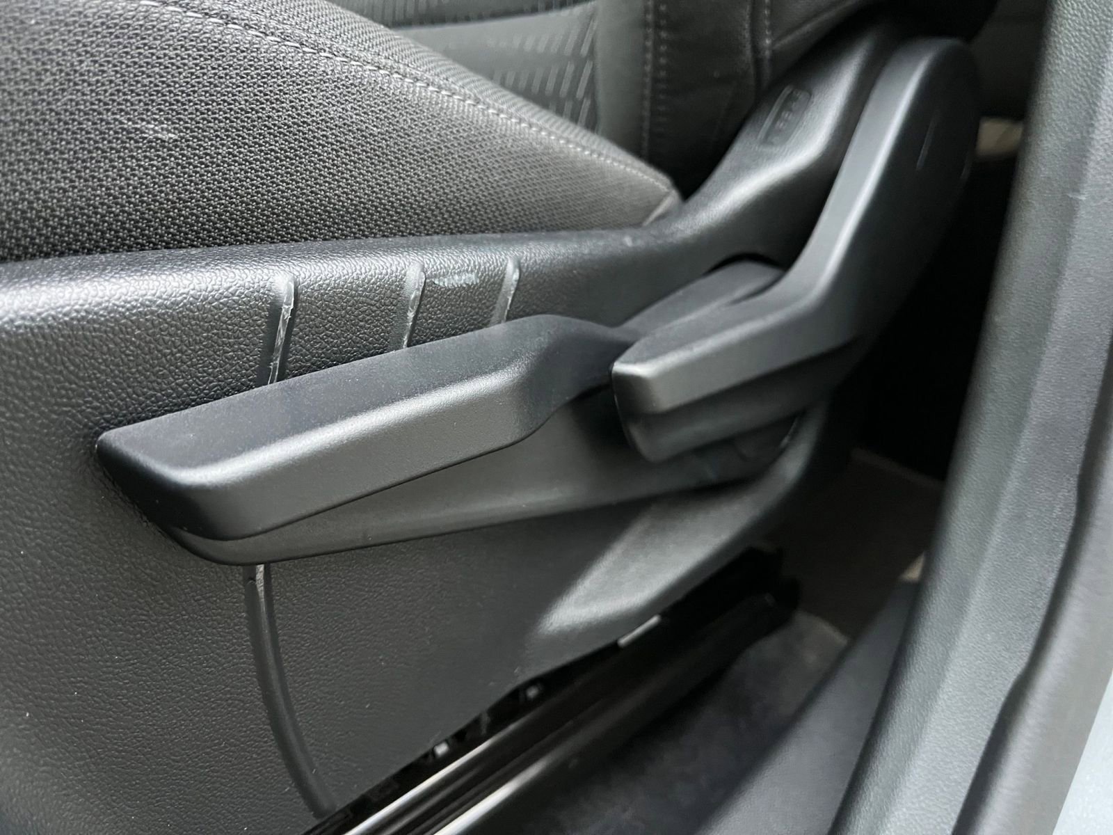 Used 2025 Chevrolet Equinox LT image 23