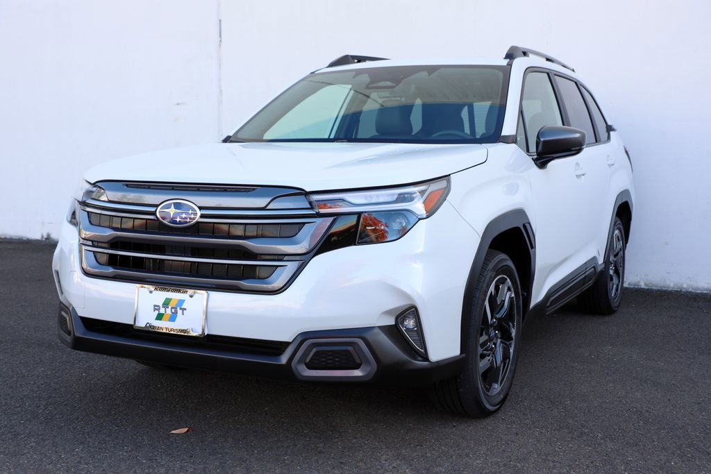 Used 2025 Subaru Forester Limited image 31