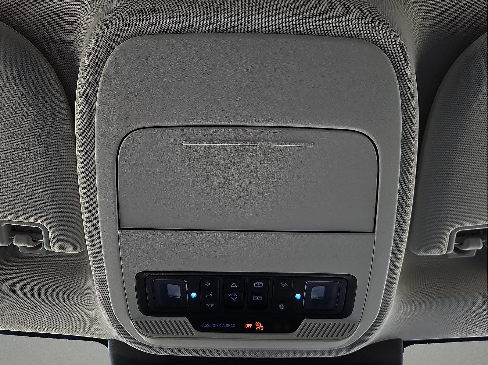 Used 2025 Ford Expedition Active AWD/4WD image 22